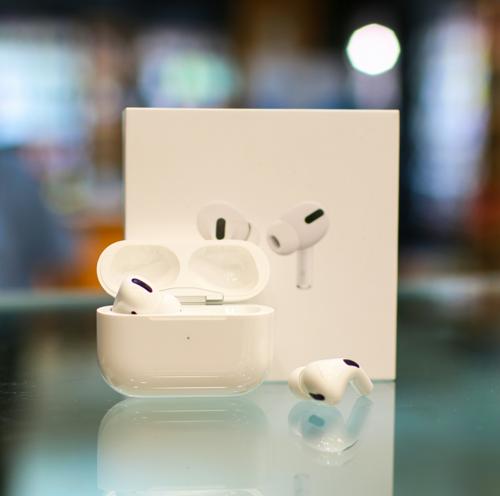 Apple AirPods Pro 2 and product box